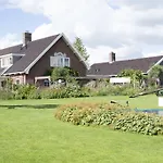 De Sfeerstal 게스트하우스 Nieuwveen
