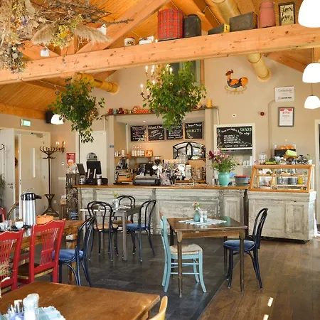 De Sfeerstal Gæstehus Nieuwveen