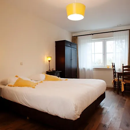 De Sfeerstal Casa de hóspedes Nieuwveen