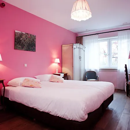 De Sfeerstal Nieuwveen