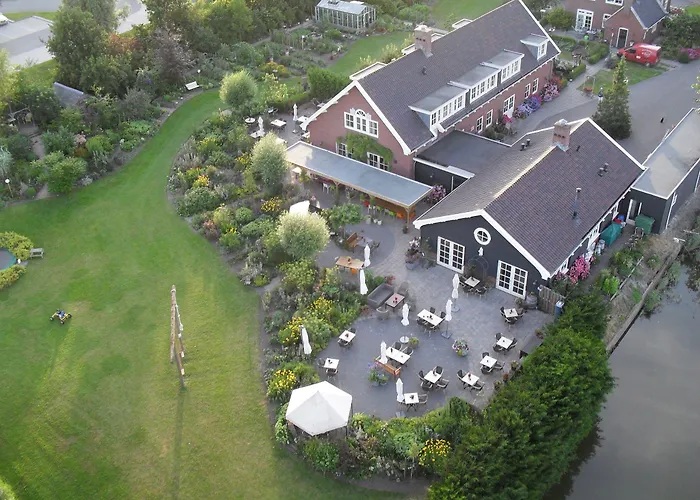 De Sfeerstal 3* Nieuwveen